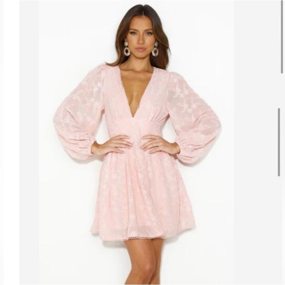 Hello Molly Flower Patch Mini Dress Size 2‎ XS Pink Long Sleeves Floral Feminine